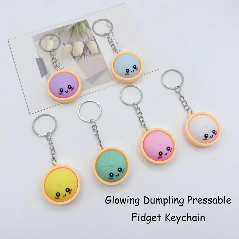 🥟 Cute Dumpling Squishy Fidget Keychain – Stress Relief Squeeze Toy & Kawaii Bag Charm