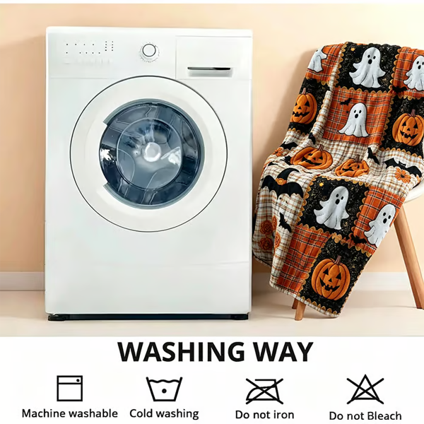 🎃🔥Halloween Pumpkin & Bat Flannel Throw Blanket, Soft Lightweight Cozy Blanket for Sofa & Bed